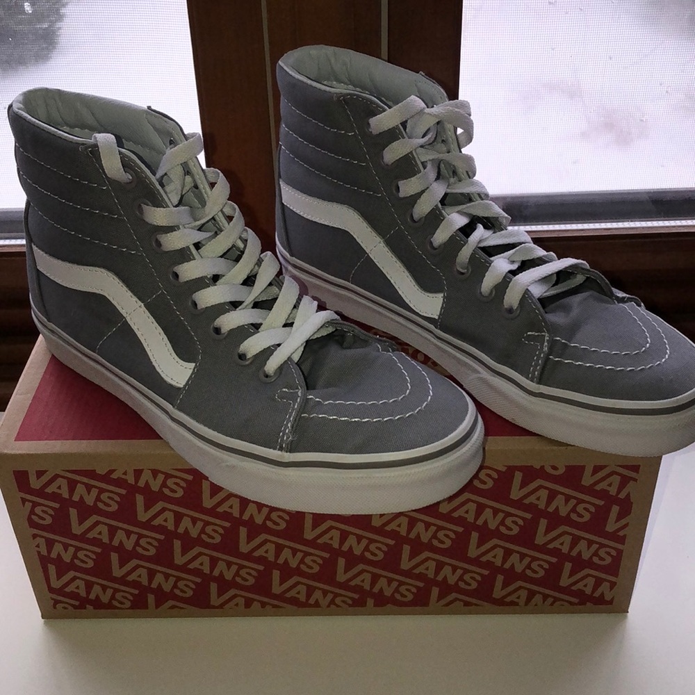 🔘Grey High Top Vans🔘